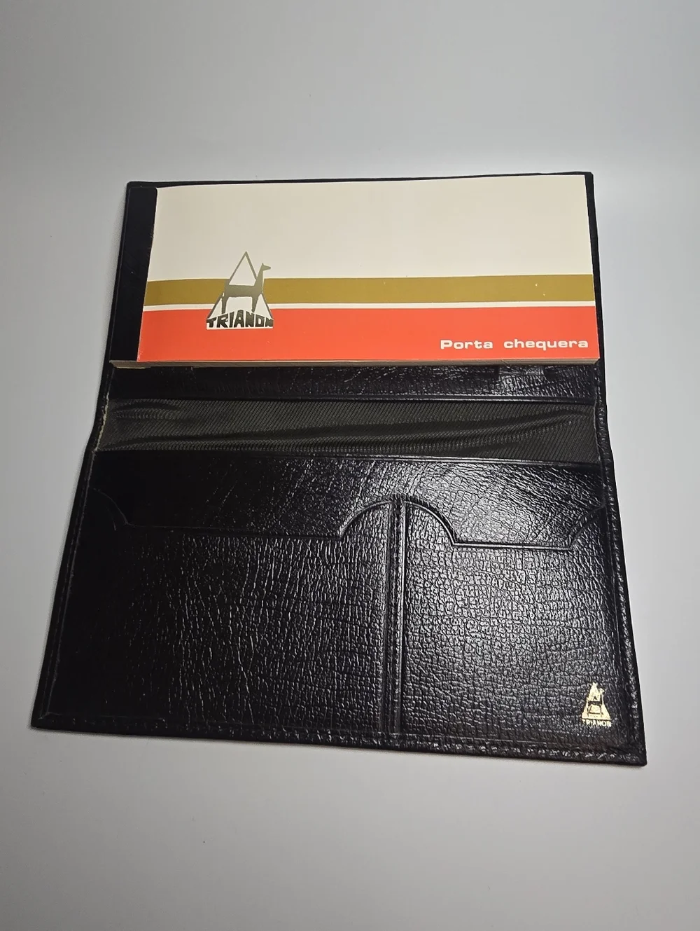 Trianon Columbia Black Women's Leather Wallet with Gold Accent